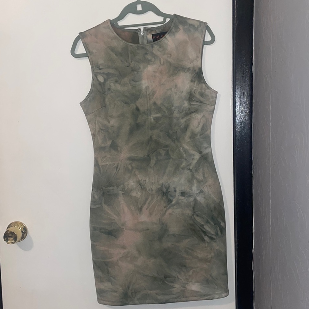 Black label by C’est Toi size Medium Dress